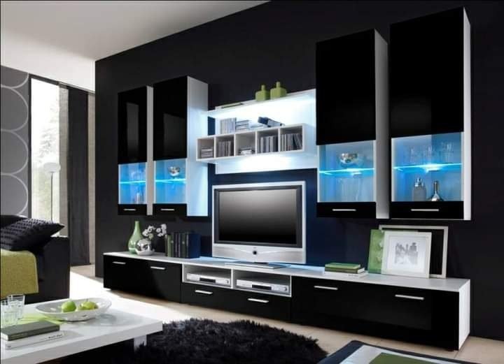 Home theater em laca preta com LED